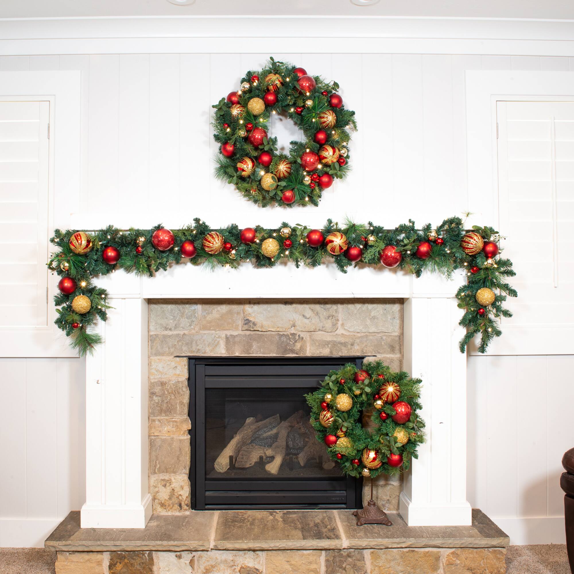 Village Lighting 30" Pre-Lit Christmas Classic Wreath, Clear LED Lights